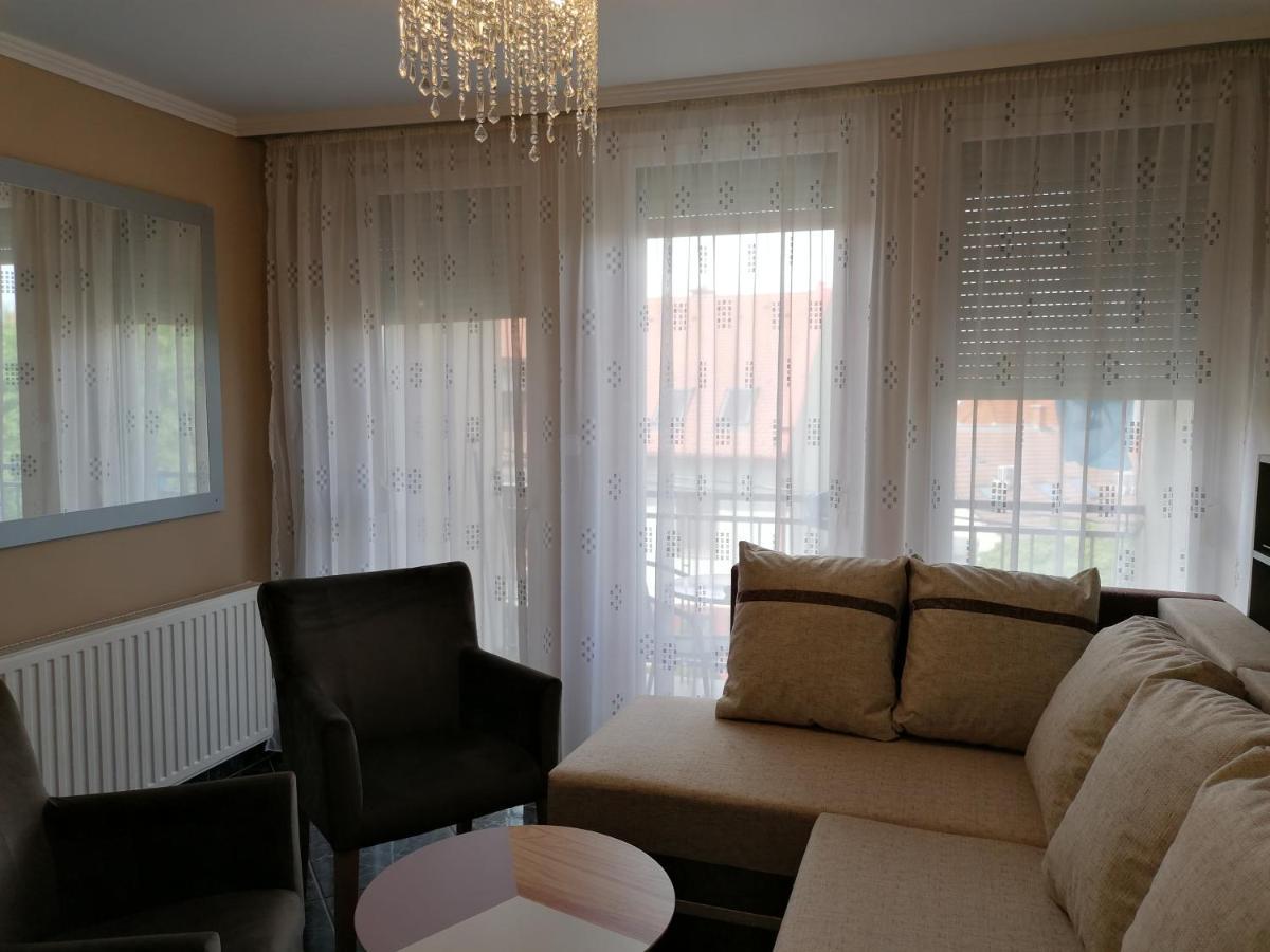 Bettina47 Apartman Hajdúszoboszló Exterior foto